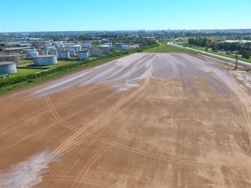 Playa de Transferencia Loma Paraguaya - IN & SE S.A.