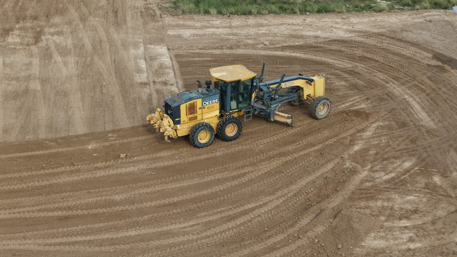 Movimientos de Suelos - IN & SE S.A.